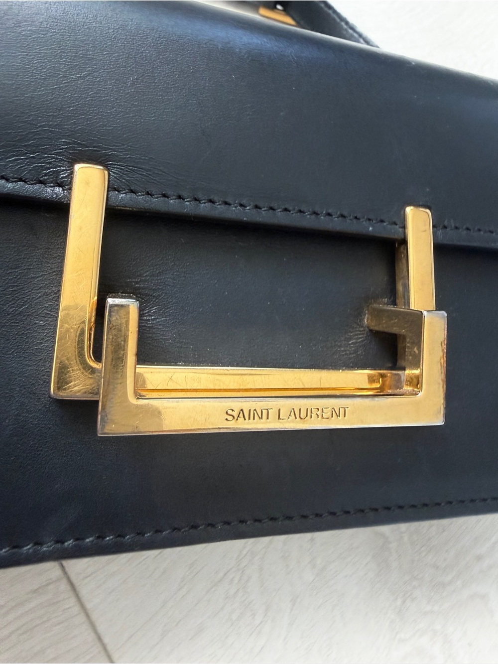 YSL Saint Laurent Black Calfskin Leather Small Lulu Bag Crossbody Bag - Picture 9 of 16